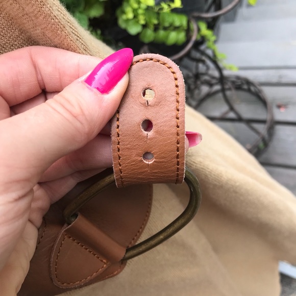 Ralph Lauren sleeveless knit cardigan with buckle - Picture 7 of 8